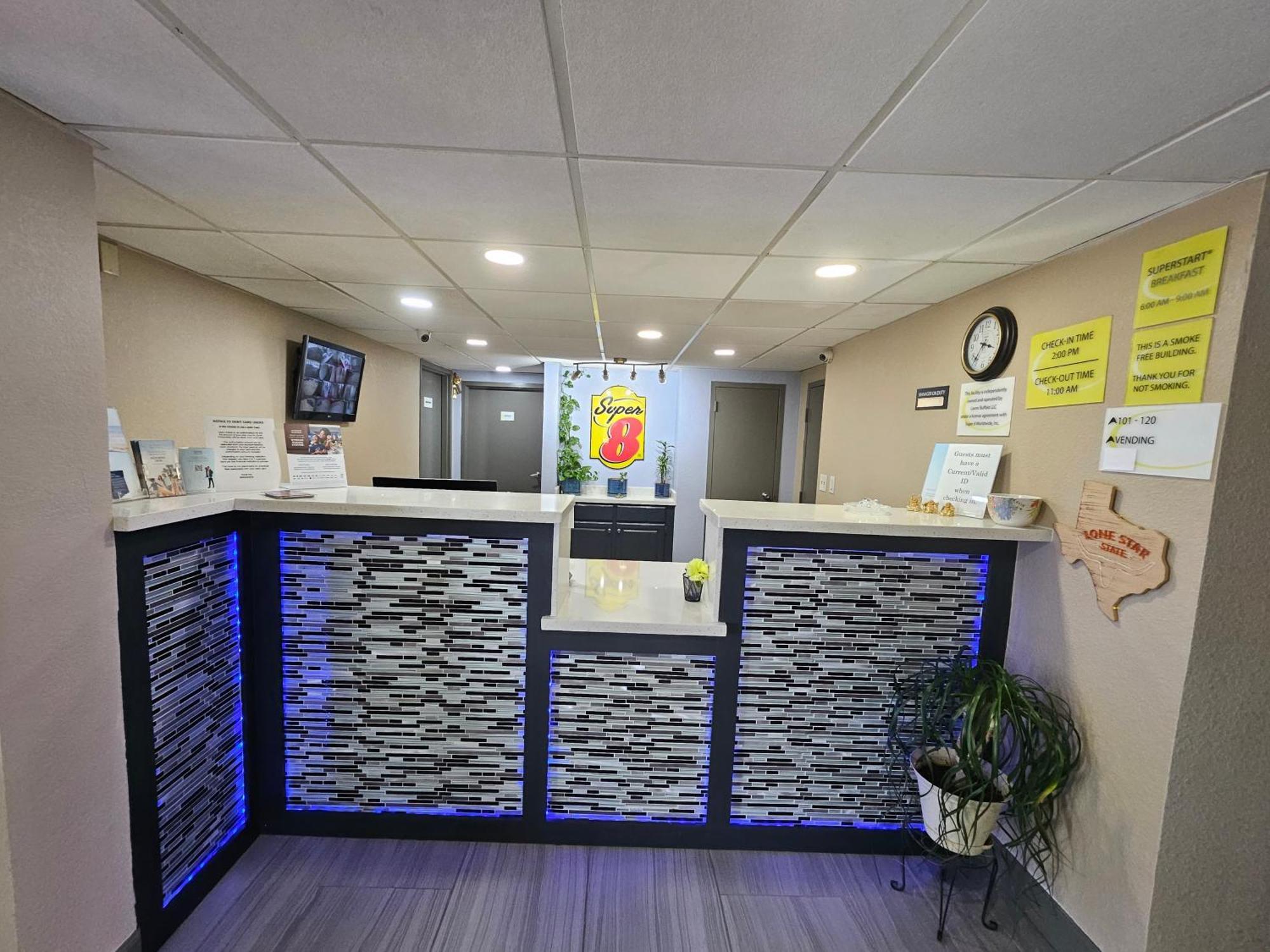 Super 8 By Wyndham Buffalo Extérieur photo