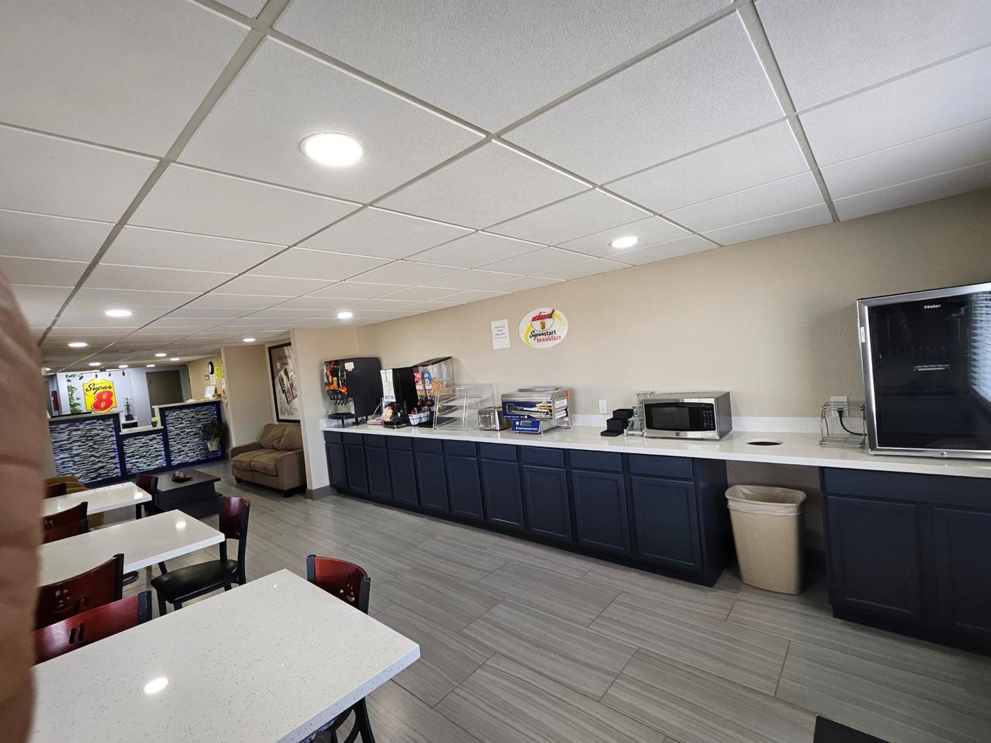 Super 8 By Wyndham Buffalo Extérieur photo