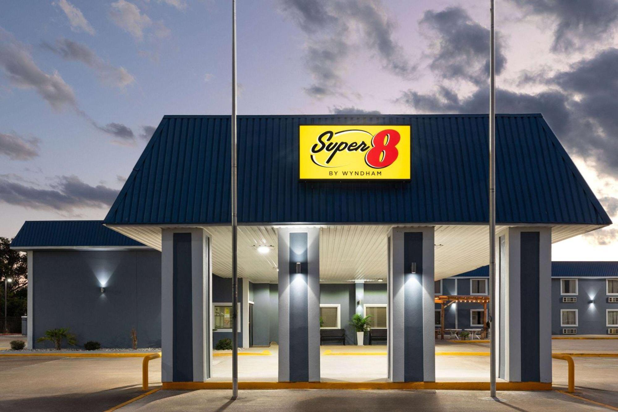 Super 8 By Wyndham Buffalo Extérieur photo